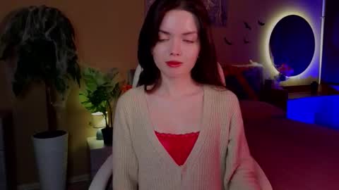 Julia online show from October 24, 2:29 pm