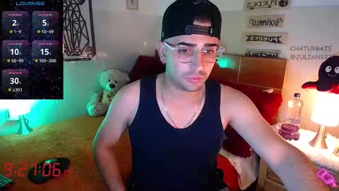 Julian online show from October 12, 2:26 am