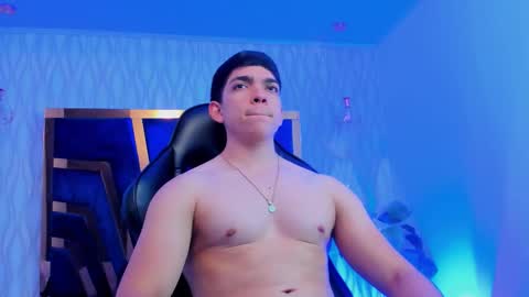 JULIAN  online show from March 24, 11:22 pm