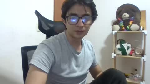 Snapshot of julian_mora7 chatting on March 11, 2:32 am Julian Mora online show from March 11, 2:32 am