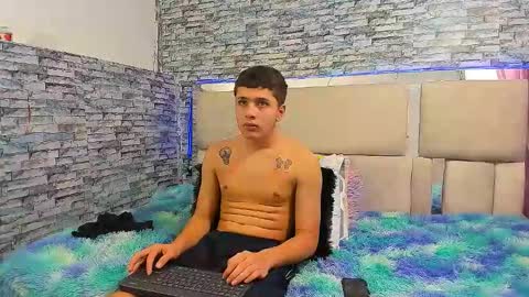 julian online show from October 23, 5:36 pm