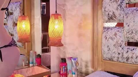 juliana_mendez25 online show from October 10, 9:30 pm