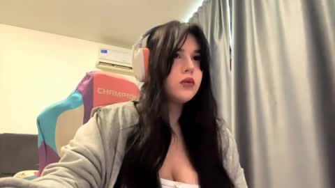 MIa online show from May 22, 9:16 am