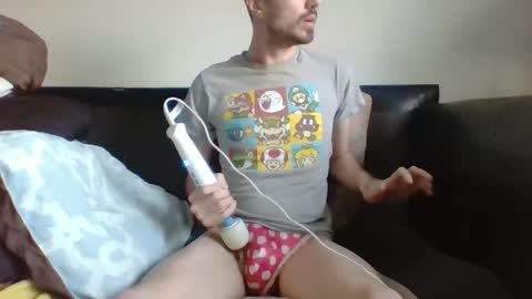 julianjj2001 online show from February 1, 10:13 pm