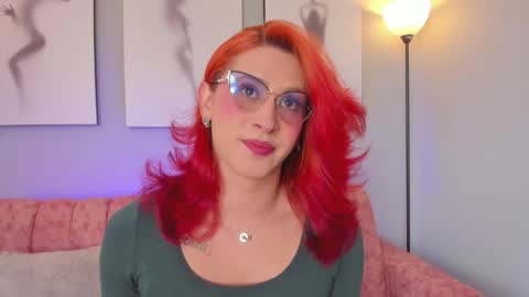 Snapshot of julianna_saenz chatting on September 16, 1:24 pm Juliana online show from September 16, 1:24 pm