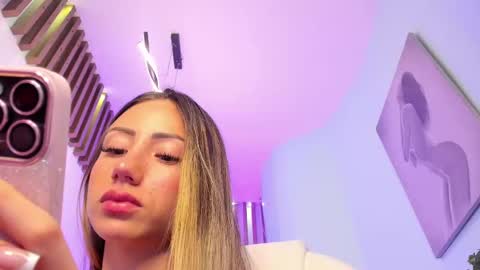 Julias online show from January 24, 8:13 am