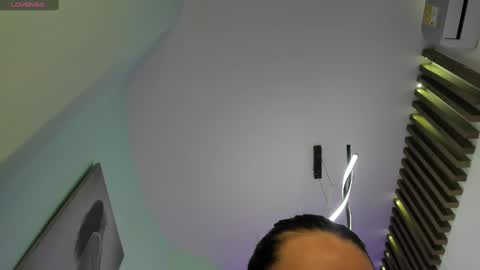 Julias online show from January 25, 4:45 am