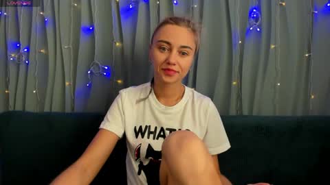 Yulya online show from April 18, 3:08 am