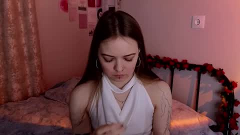 julidropp online show from March 15, 5:49 pm