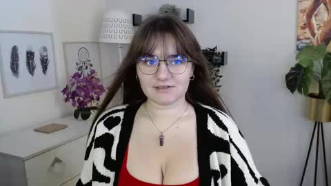 Julie online show from September 23, 12:43 pm