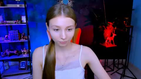 juliedaniel online show from July 6, 4:09 am
