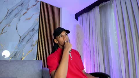 Julien online show from December 4, 12:27 pm