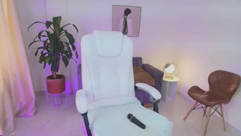 Julieta92  online show from December 3, 4:29 pm