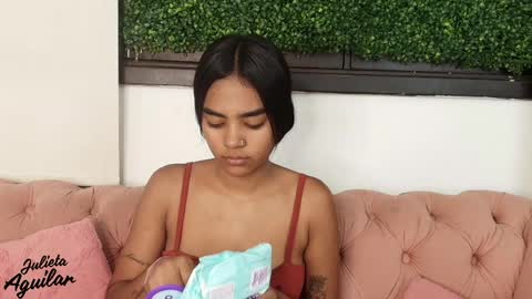 Juli online show from April 4, 6:59 pm