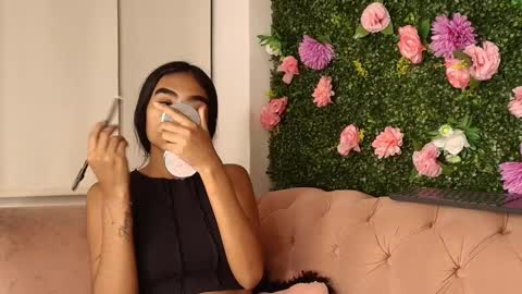 Juli online show from January 13, 7:21 pm