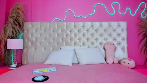 Julieta  online show from March 30, 11:54 am