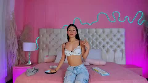 Julieta  online show from February 25, 12:09 pm