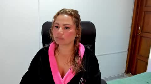 julieta_star69 online show from November 29, 12:35 pm