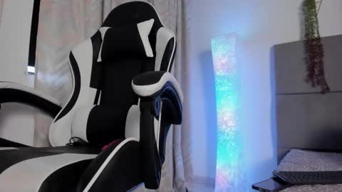 Julieta Snow online show from February 27, 8:34 pm