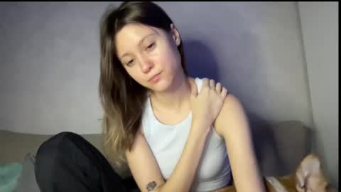 Snapshot of julietsensation chatting on February 5, 3:52 pm julietsensation online show from February 5, 3:52 pm