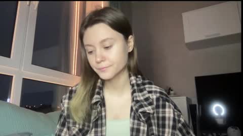 Snapshot of julietsensation chatting on February 18, 3:20 pm julietsensation online show from February 18, 3:20 pm