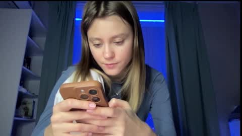 Snapshot of julietsensation chatting on February 1, 7:13 pm julietsensation online show from February 1, 7:13 pm