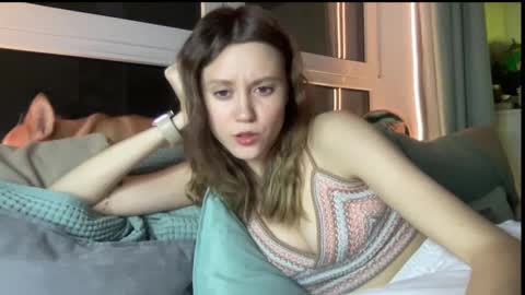 Snapshot of julietsensation chatting on February 16, 6:21 pm julietsensation online show from February 16, 6:21 pm