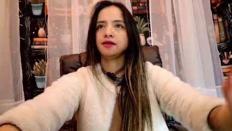 Julietta Jackson online show from May 14, 12:09 am