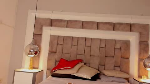 Hi guys It is a pleasure to have you here I am Julieta  online show from January 12, 12:45 pm