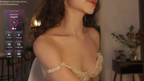 Juliette Dee online show from February 4, 10:13 pm