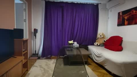 Rose online show from June 8, 8:26 am