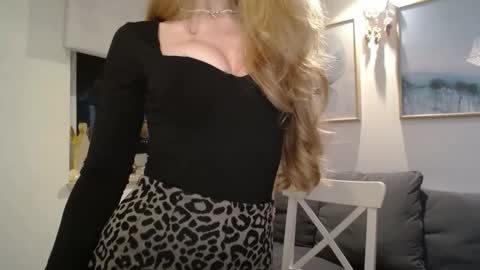 JulietteSensual online show from December 3, 3:24 pm