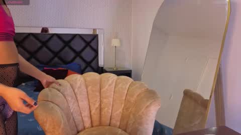 july_quinzel online show from February 22, 4:05 am