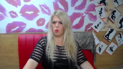 Julya Barbi online show from September 26, 6:32 am