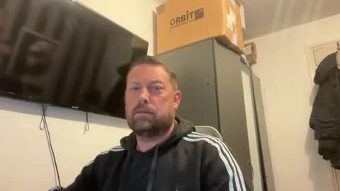 Junky online show from May 3, 7:25 am