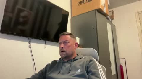 Junky online show from May 17, 7:12 pm