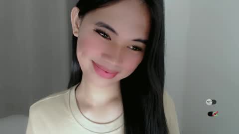 Julia online show from February 25, 2:26 pm