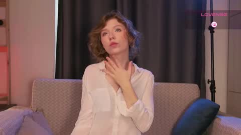 Caroline but call me Carrie online show from October 10, 6:30 am