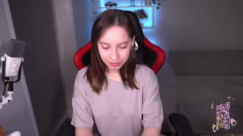 Snapshot of just_emmy chatting on March 9, 4:49 am just call me Emmy online show from March 9, 4:49 am