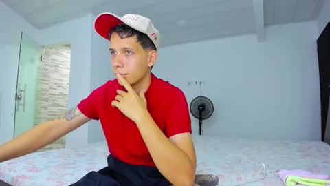 justin_biker online show from September 22, 6:17 am