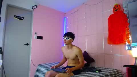 Justin online show from October 22, 10:11 pm