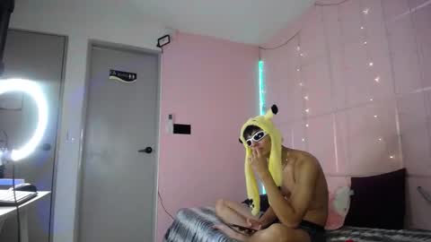 Justin online show from October 15, 11:59 pm