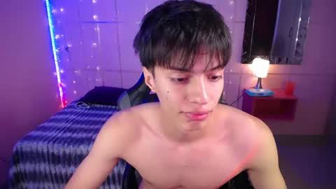 Justin online show from November 10, 9:39 pm