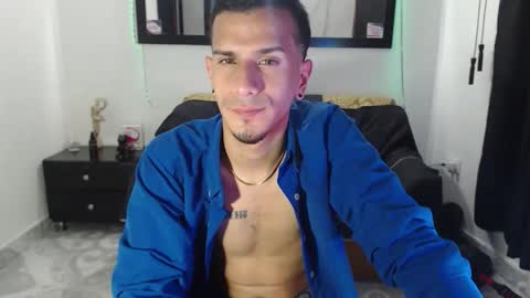 Snapshot of justin_melendez chatting on September 13, 2:47 am JUSTIN online show from September 13, 2:47 am