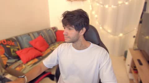 Diego online show from February 20, 2:08 pm