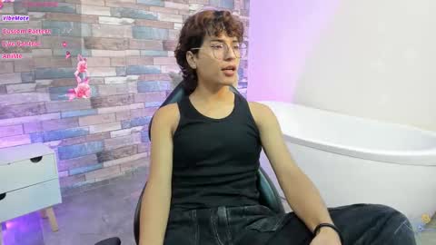  justin  online show from March 26, 12:21 pm