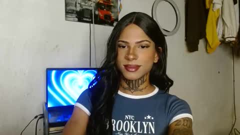 Valentina Montiel online show from November 18, 8:28 am