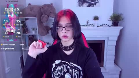 JUSTIN online show from March 11, 11:26 pm