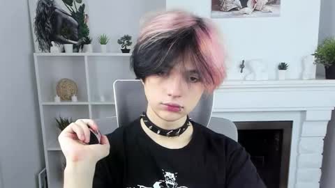 JUSTIN online show from October 12, 12:53 pm