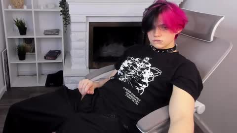 JUSTIN online show from October 16, 1:11 pm